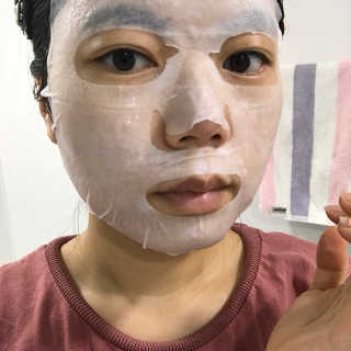 초코무 코스메틱스 초코무 모이스쳐 허니 마스크팩 — 4.33점을 준 리뷰어가 2018년 7월 올린 사용 사진