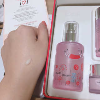 아이소이 잡티세럼 대용량 i♡i 아이러브아이 리미티드 에디션 — 4.83점을 준 리뷰어가 2018년 5월 올린 사용 사진