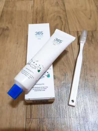 심플리스트 365치약+365칫솔 — 5점을 준 리뷰어가 2018년 4월 올린 사용 사진