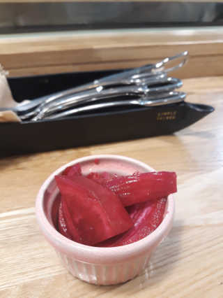[에그썸] 토네이도 or 마그마 오믈렛 1+ 토르돈가스 1 — 5점을 준 리뷰어가 2019년 2월 올린 사용 사진