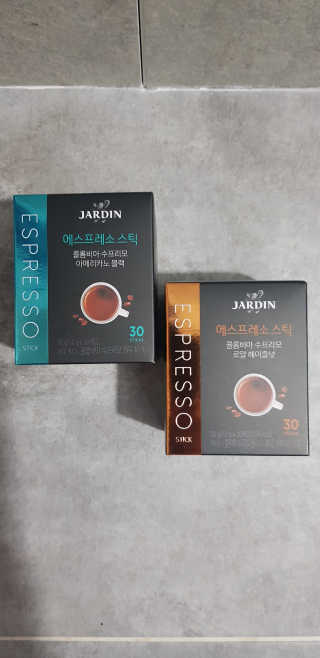 (주)쟈뎅 쟈뎅 에스프레소 스틱 [블랙+헤이즐넛 set] — 5점을 준 리뷰어가 2020년 3월 올린 사용 사진