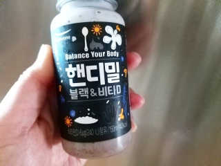 [풀무원] 핸디밀 블랙비타D + 스무디랩 피치비타C — 5점을 준 리뷰어가 2019년 8월 올린 사용 사진