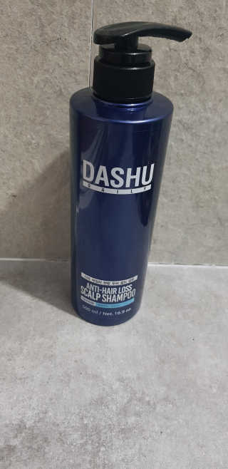 다슈코리아 다슈 데일리 단백질 한방 두피 골드 샴푸 500ml — 5점을 준 리뷰어가 2019년 11월 올린 사용 사진