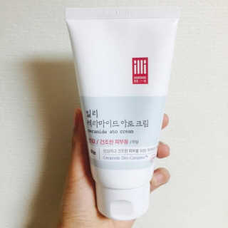일리윤 세라마이드 아토 집중 크림 — 5점을 준 리뷰어가 2017년 6월 올린 사용 사진