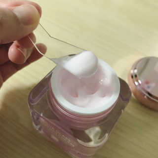 레디 아쿠아 글라스 코팅 크림 — 4.33점을 준 리뷰어가 2017년 11월 올린 사용 사진
