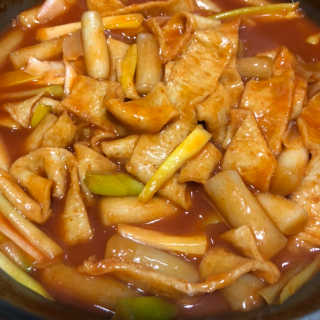 홍대미미네국물떡볶이 [홍대미미네]오리지널 국물 떡볶이4팩 + 라면사리 — 4점을 준 리뷰어가 2019년 4월 올린 사용 사진