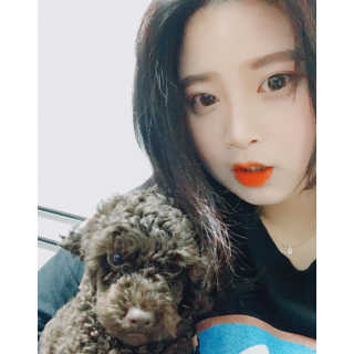 코덕 코스메틱 벨벳 시크 립라커 — 4.33점을 준 리뷰어가 2017년 5월 올린 사용 사진