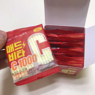 매드비타C 1000 — 5점을 준 리뷰어가 2019년 4월 올린 사용 사진