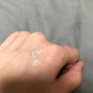 [블랙루즈] 펄블리 아이 글리터 2종 — 2.5점을 준 리뷰어가 2019년 1월 올린 사용 사진