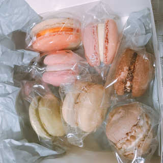 M카롱 반할만큼 달콤한 수제마카롱 — 4.83점을 준 리뷰어가 2018년 5월 올린 사용 사진