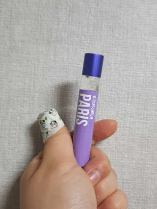 더블유드레스룸 롤 온 퍼퓸EDT 10ml — 4.17점을 준 리뷰어가 2018년 7월 올린 사용 사진