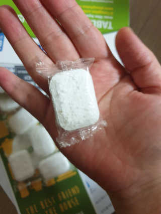 에코두 식기세척기세제 타블렛 600g — 4.5점을 준 리뷰어가 2019년 8월 올린 사용 사진