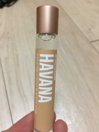 더블유드레스룸 롤 온 퍼퓸EDT 10ml — 2.5점을 준 리뷰어가 2018년 7월 올린 사용 사진