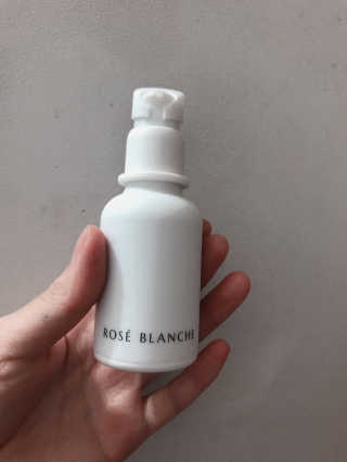 ROSE BLANCHE 로제블랑쉐 인텐시브 수딩 세럼 — 5점을 준 리뷰어가 2019년 7월 올린 사용 사진