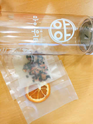 ㅎㅎ마이워터 ㅎㅎ 마이워터 과일워터팩+전용보틀_레몬오렌지 — 3.5점을 준 리뷰어가 2017년 9월 올린 사용 사진