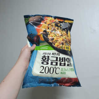 장안의 화제 황금볶음밥, 풀무원 황금밥알 200℃ — 5점을 준 리뷰어가 2019년 9월 올린 사용 사진