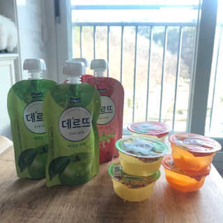 데르뜨 떠먹는 과일 3종, 짜먹는 과일 2종 총 10개 체험 — 4.5점을 준 리뷰어가 2020년 3월 올린 사용 사진