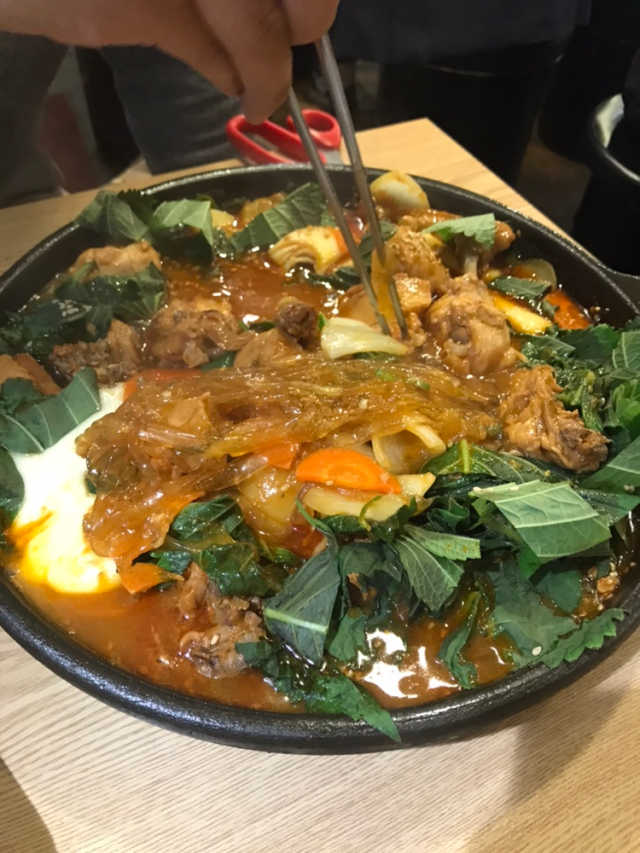 [대성이네_신촌] 깻잎큰닭찜 한마리+사리 中 택2 set 리뷰 사진
