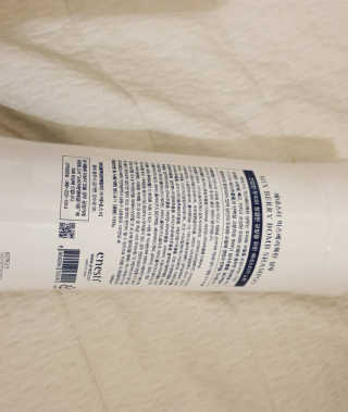 (주)에네스티 믹스베리 단백질 폭탄 샴푸 1000g — 4.5점을 준 리뷰어가 2019년 9월 올린 사용 사진