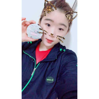 셀레뷰 스타 시크릿 쿠션 — 4.67점을 준 리뷰어가 2018년 2월 올린 사용 사진