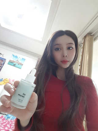 헤이톡 블루 아줄렌 오일세럼 — 4.5점을 준 리뷰어가 2020년 1월 올린 사용 사진