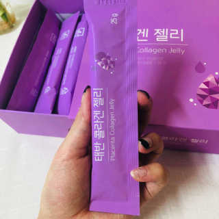 네츄럴굿띵스 태반 콜라겐 젤리 15포 — 4.33점을 준 리뷰어가 2018년 9월 올린 사용 사진