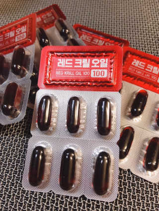 라이프에버 레드크릴오일 100 — 5점을 준 리뷰어가 2019년 3월 올린 사용 사진