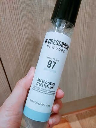 더블유드레스룸 드레스퍼퓸 150ml — 4.67점을 준 리뷰어가 2018년 6월 올린 사용 사진