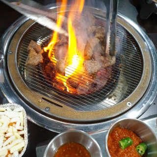 [두툼갈비] 두툼갈비 2인분 + 매콤치즈버섯 set — 5점을 준 리뷰어가 2018년 11월 올린 사용 사진