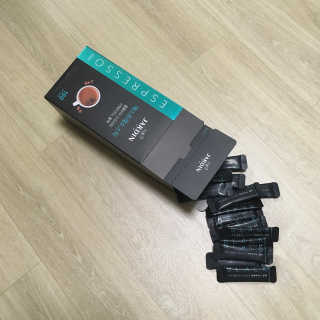(주)쟈뎅 쟈뎅 에스프레소 스틱 아메리카노 블랙 — 5점을 준 리뷰어가 2018년 10월 올린 사용 사진