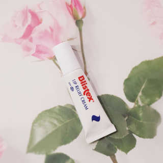 블리스텍스 딥 리뉴얼,  립 메덱스 립밤 2종 — 3점을 준 리뷰어가 2019년 9월 올린 사용 사진