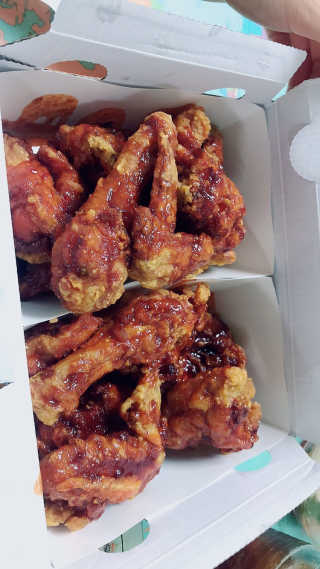 [치킨마루]-  빠사칸레드 + 콜라 500ml — 5점을 준 리뷰어가 2019년 5월 올린 사용 사진