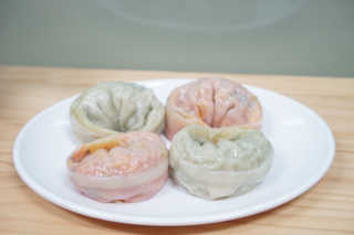 칼국수에끌림 [칼국수에 끌림] 손칼국수+비빔칼국수+왕만두4개 — 5점을 준 리뷰어가 2018년 9월 올린 사용 사진