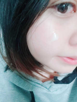 최윤하스텔라 최윤하 만물상 올인원 만능크림 — 2.5점을 준 리뷰어가 2019년 4월 올린 사용 사진