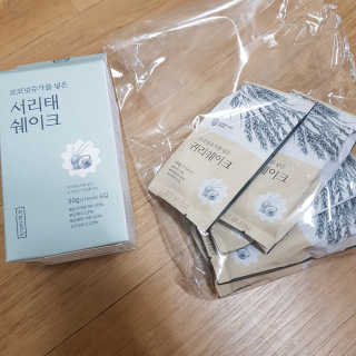 [착한습관]건강한 한끼, 귀리 쉐이크와 서리태 쉐이크 — 4.5점을 준 리뷰어가 2019년 8월 올린 사용 사진