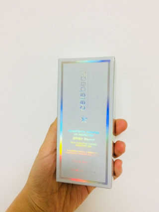 셀레뷰 브라이트닝 에센셜 UV프로텍터 SPF 50+ PA++++ — 4.33점을 준 리뷰어가 2017년 12월 올린 사용 사진