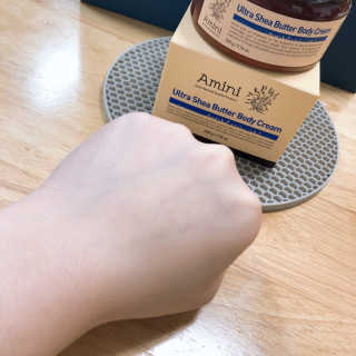 아미니 울트라 시어버터 바디크림 — 5점을 준 리뷰어가 2019년 1월 올린 사용 사진