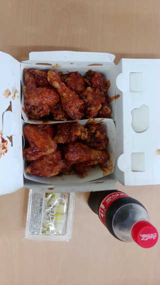 [치킨마루]-  빠사칸레드 + 콜라 500ml — 5점을 준 리뷰어가 2019년 5월 올린 사용 사진
