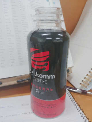 [빙그레] 달콤커피 콜라보 디카페인, 블랙 아메리카노 — 5점을 준 리뷰어가 2019년 1월 올린 사용 사진