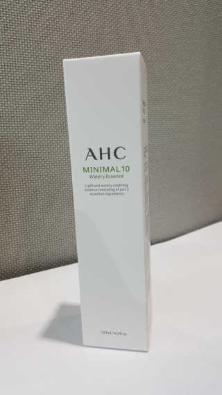AHC 에이 에이치 씨 미니멀 10 워터리 에센스 — 5점을 준 리뷰어가 2018년 12월 올린 사용 사진