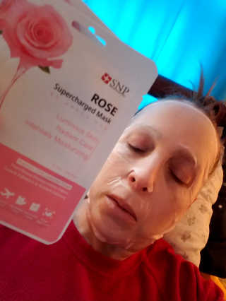SNP Supercharged Mask_Rose Centifoli Flower — 5점을 준 리뷰어가 2019년 1월 올린 사용 사진