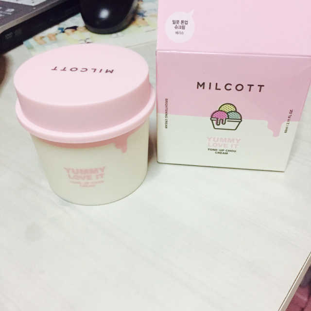 밀콧 톤업 슈 크림 리뷰 사진