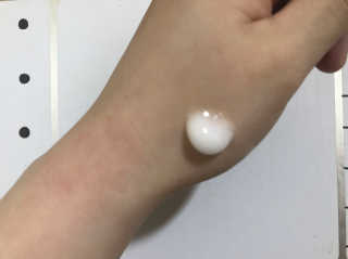 보타미안  엔젤모링가 아쿠아베리어 팩 — 5점을 준 리뷰어가 2018년 2월 올린 사용 사진