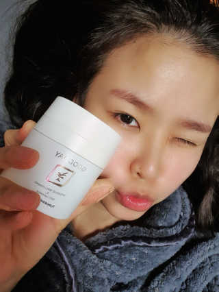 GoodDay Skincare GoodDay 강황크림 50g — 4점을 준 리뷰어가 2019년 12월 올린 사용 사진