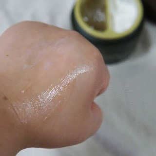 토니모리 프롬 강화 맑은 약쑥 두 겹 진정 크림 — 5점을 준 리뷰어가 2019년 9월 올린 사용 사진