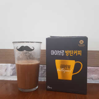 한국맥널티 아이브루 방탄커피 — 5점을 준 리뷰어가 2019년 8월 올린 사용 사진