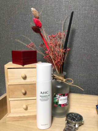 AHC 에이 에이치 씨 미니멀 10 워터리 에센스 — 1.5점을 준 리뷰어가 2018년 12월 올린 사용 사진