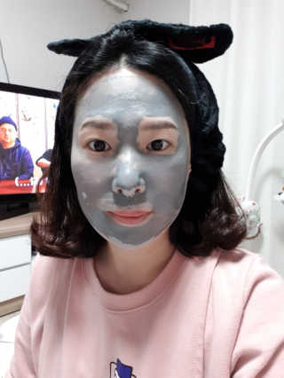 SWISSE 스위스 마누카 허니 디톡시파잉 페이셜 마스크 — 5점을 준 리뷰어가 2019년 12월 올린 사용 사진