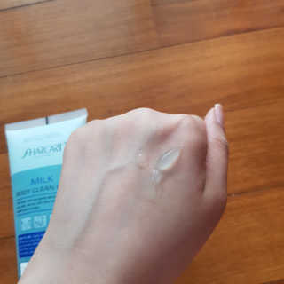 줌마들도 인정한 샤카트 페이스앤바디 필링젤 310ml — 4.33점을 준 리뷰어가 2018년 4월 올린 사용 사진