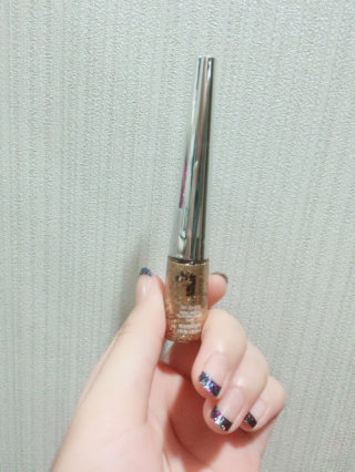 딜라잇18 홀리몰리 글리터라이너 — 3점을 준 리뷰어가 2016년 8월 올린 사용 사진